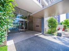 【東京都/西東京市芝久保町】パークウエスト東京イーストブロック棟 オートロック付きエントランス