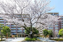 【東京都/調布市深大寺南町】深大寺レジデンスガーデンレジデンス 外観