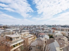 【東京都/世田谷区深沢】深沢ハウスK棟 東側バルコニーからは東京タワーを望めます。※天候による