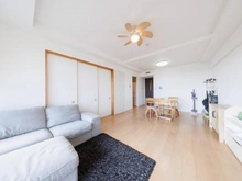 【東京都/世田谷区深沢】深沢ハウスK棟 約15.0帖の広々としたリビングダイニング