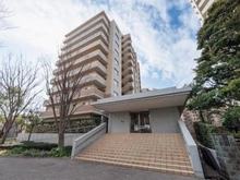 【東京都/世田谷区深沢】深沢ハウスK棟 K棟エントランス