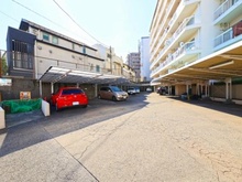 【東京都/世田谷区等々力】等々力ビューハイツ 敷地内平置き駐車場