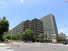 【東京都/多摩市鶴牧】ブリリア多摩センター 2007年築・駅までデッキ直結のマンションです