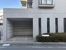 【神奈川県/横浜市港北区鳥山町】新横浜西パーク・ホームズ 外観：南西・南東・北西3方向角部屋につき開放感良好