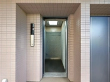 【神奈川県/川崎市宮前区馬絹】コスモ宮崎台グランデュール ●エレベーター１基あり　各階に停止します