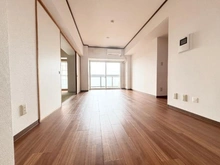 【神奈川県/横浜市都筑区仲町台】プロムナード仲町台3号棟 居室・リビング