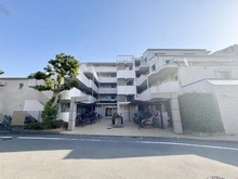 【東京都/練馬区小竹町】メイゾン小竹向原 外観：正面外観 小竹向原駅まで徒歩5分