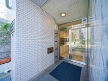 【東京都/港区元麻布】麻布台ナショナルコート エントランス
