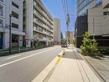 【東京都/港区元麻布】麻布台ナショナルコート 前面道路