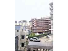 【東京都/世田谷区南烏山】レインボー烏山 前面の建物とは距離があります