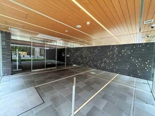 【東京都/中央区日本橋堀留町】GREEN　PARK　日本橋堀留町 高級感溢れるロビー