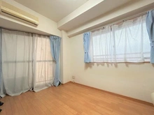 【埼玉県/川口市幸町】セザール川口幸町 角部屋ならではの2面採光の洋室（約6.2帖）