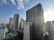 【埼玉県/川口市栄町】ブランズ川口栄町パークフロント 南向きバルコニーからの開放的な眺望を是非ご覧ください。