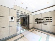 【神奈川県/川崎市高津区末長】コートハウス溝の口 ●オートロックを採用したエントランス
