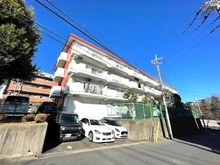 【神奈川県/川崎市宮前区宮崎】コートハウス宮前平 外観：２面バルコニー３LDKプランです