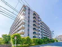 【東京都/三鷹市下連雀】ガーラ・レジデンス三鷹シャインパークス 外観：2019年2月築のきれいな外観