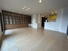 【大阪府/大阪市城東区新喜多東】四季彩都いちょう館B棟 外観：LDK約18帖♪