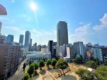 【大阪府/大阪市北区豊崎】日商岩井中津マンション バルコニーからは、豊崎東公園を一望できます♪