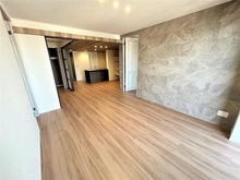 【大阪府/大阪市浪速区湊町】ローレルタワー難波 約19帖のリビングスペース♪