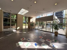 【大阪府/大阪市浪速区湊町】ローレルタワー難波 エントランス