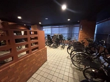 【大阪府/大阪市中央区内本町】ライオンズマンション東本町第二 1F　駐輪場