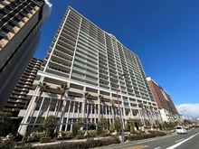 【大阪府/大阪市此花区島屋】ルナタワー・ハリウッドプレイス 外観：タイル張りの外観