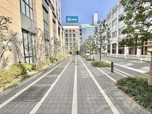 【大阪府/大阪市中央区備後町】ブランズタワー大阪備後町 エントランスアプローチ②