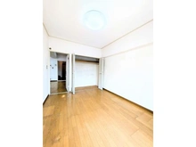 【東京都/大田区下丸子】ダイアパレス下丸子 寝室やワークスペースなど、多目的に活用できる広さです。