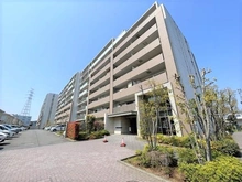 【東京都/府中市四谷】デュオヒルズ府中多摩川 外観：平成２６年２月築、総戸数１８７戸のビックコミュニティ