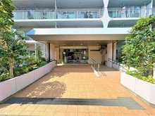 【東京都/府中市片町】府中スカイハイツ ベビーカーも便利なスロープ付き