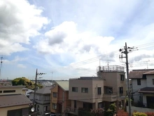 【神奈川県/横浜市戸塚区矢部町】ヴィルヌーブ戸塚 遮るものの少ない、開放的な眺望が魅力。※バルコニーからの眺望。