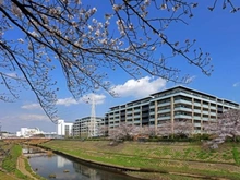 【神奈川県/横浜市戸塚区吉田町】ルネ横浜戸塚 外観：2021年築、総戸数439戸のビッグコミュニティ