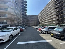 【大阪府/吹田市江の木町】江坂江の木公園スカイハイツ 平面駐車場空有（9月25日時点）