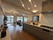 【大阪府/吹田市東御旅町】コスモシティ森林公園壱番館 LDK