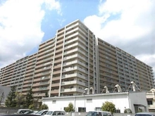 【大阪府/大阪市淀川区西宮原】アッド・パー・プレイス 外観：総戸数494戸の大規模マンションです