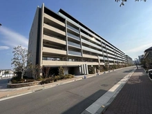 【兵庫県/西宮市枝川町】ローレルコート西宮甲子園 外観：南西撮影したマンションの外観写真です！