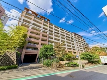 【神奈川県/横浜市青葉区藤が丘】ソルジェガーデン 外観：●２００２年築●駅徒歩３分●３駅徒歩圏