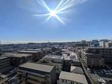 【千葉県/市川市南八幡】ブランズ本八幡 ９階部分角住戸の為、眺望良好。バルコニーより花火大会観賞可