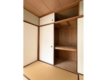 【埼玉県/志木市館】志木ニュータウン中央の森参番街八号棟 収納