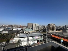 【埼玉県/朝霞市三原】アーベイン志木朝霞台ウェルステージ 本物件玄関からの眺望