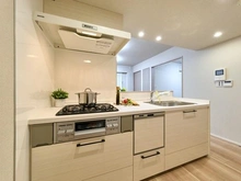 【東京都/国立市東】ルピナス国立ステーションスクエア 室内