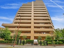 【東京都/東大和市桜が丘】西武東大和ハイツ 外観：●西武拝島線「東大和市」駅徒歩３分の立地