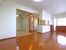 【兵庫県/神戸市東灘区本山南町】ラ・フルール本山 約17.3帖のゆとりあるLDKです!