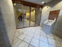 【兵庫県/神戸市東灘区向洋町中】イーストコート8番街 エントランス