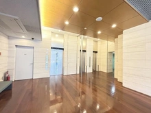 【兵庫県/神戸市灘区備後町】ウェルブ六甲道1番街 マンション1階ロビー