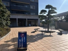 【兵庫県/神戸市東灘区魚崎南町】ルネ神戸住吉川清流の道 マンションエントランス前の敷地の写真です！