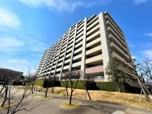 【兵庫県/神戸市東灘区本山南町】ラ・フルール本山 外観：総戸数342戸、長谷工施工の大規模マンション