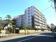 【東京都/足立区綾瀬】モア・ステージ綾瀬 外観：1987年6月築、総戸数59戸のレジデンス