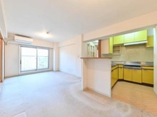 【東京都/江戸川区清新町】清新北ハイツ5号棟 家族と寛ぐ、広々としたリビングダイニング