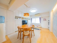 【東京都/江戸川区西葛西】コンドミニアム葛西 家族みんなが寛げる、居心地のよいリビングダイニング空間です。